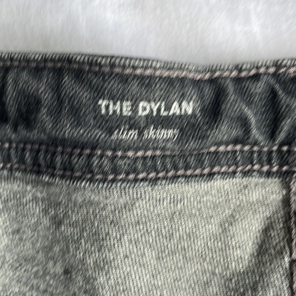 AG The Dylan jeans. Distressed grey. Size 32. - Picture 2 of 5